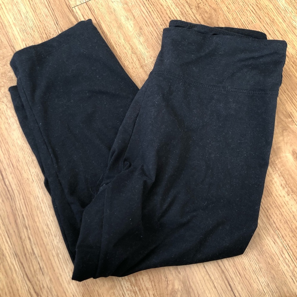 Cropped Black Leggings